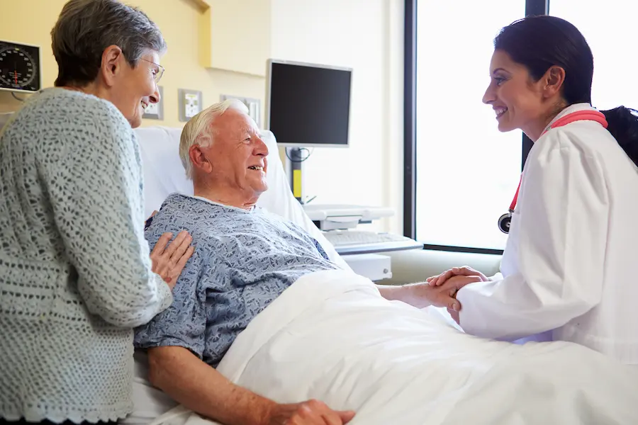 How to Help Elderly Parents Convalesce After Surgery