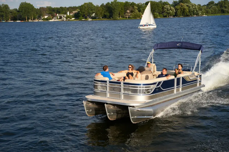 Fun Things to Do on a Deck Boat With Your Family