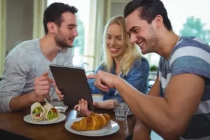 4 Benefits of Having an Ordering Website for Your Restaurant