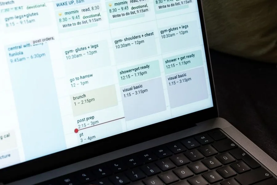 A digital interface display showing task scheduling and calendar management software